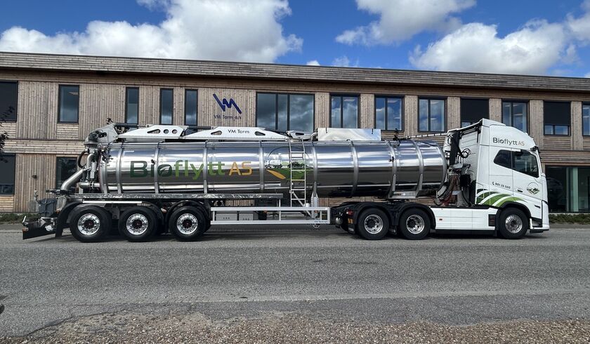 Sigurd and Ola Grimstad AS - 33,000 litre liquid manure tanker semi-trailer