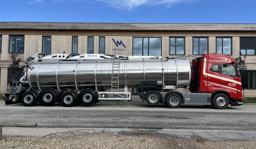 Vilh. Bech Dortheasminde AS - 39,000 litre liquid manure tanker-semi-trailer